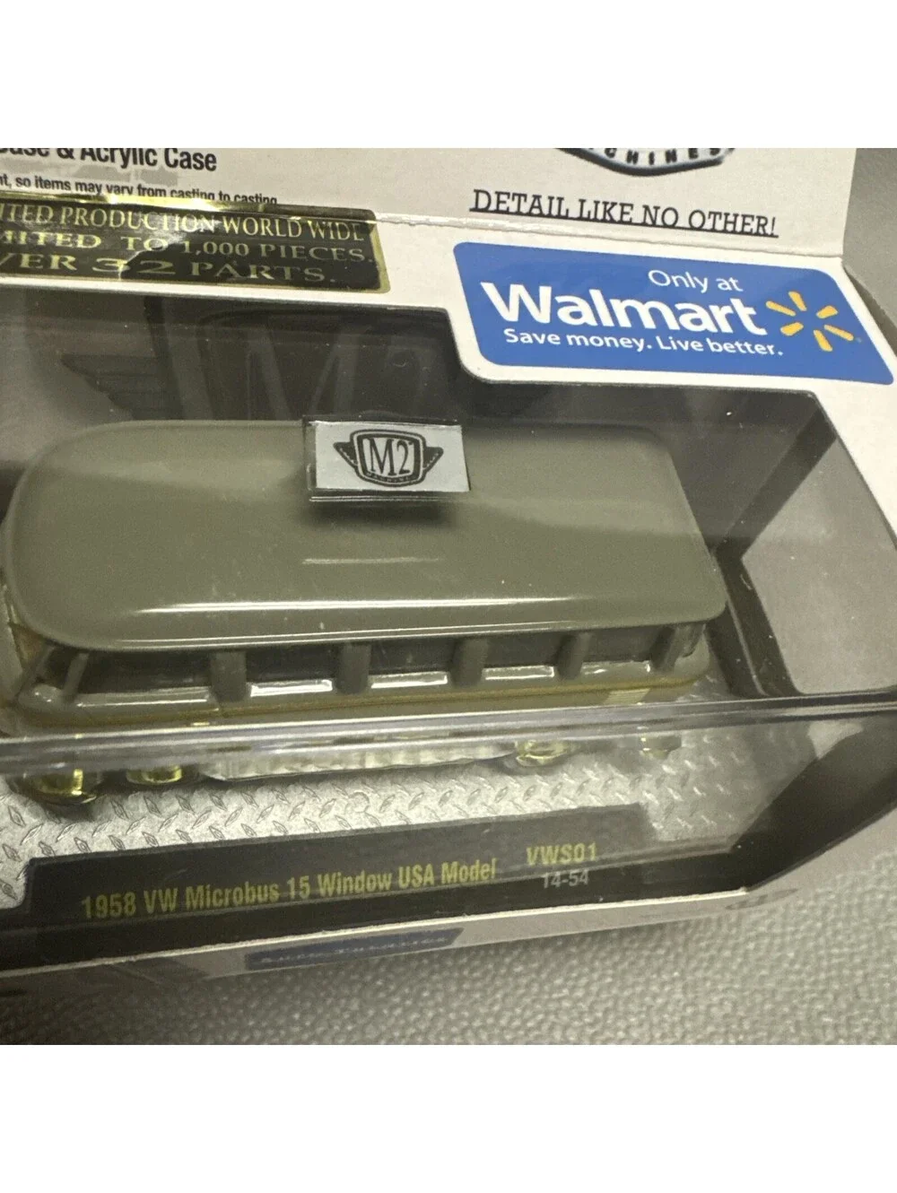 M2 Machines Auto-Thentics 1958 VW Microbus 15 Window USA VWS01 CHASE Limit 1,000